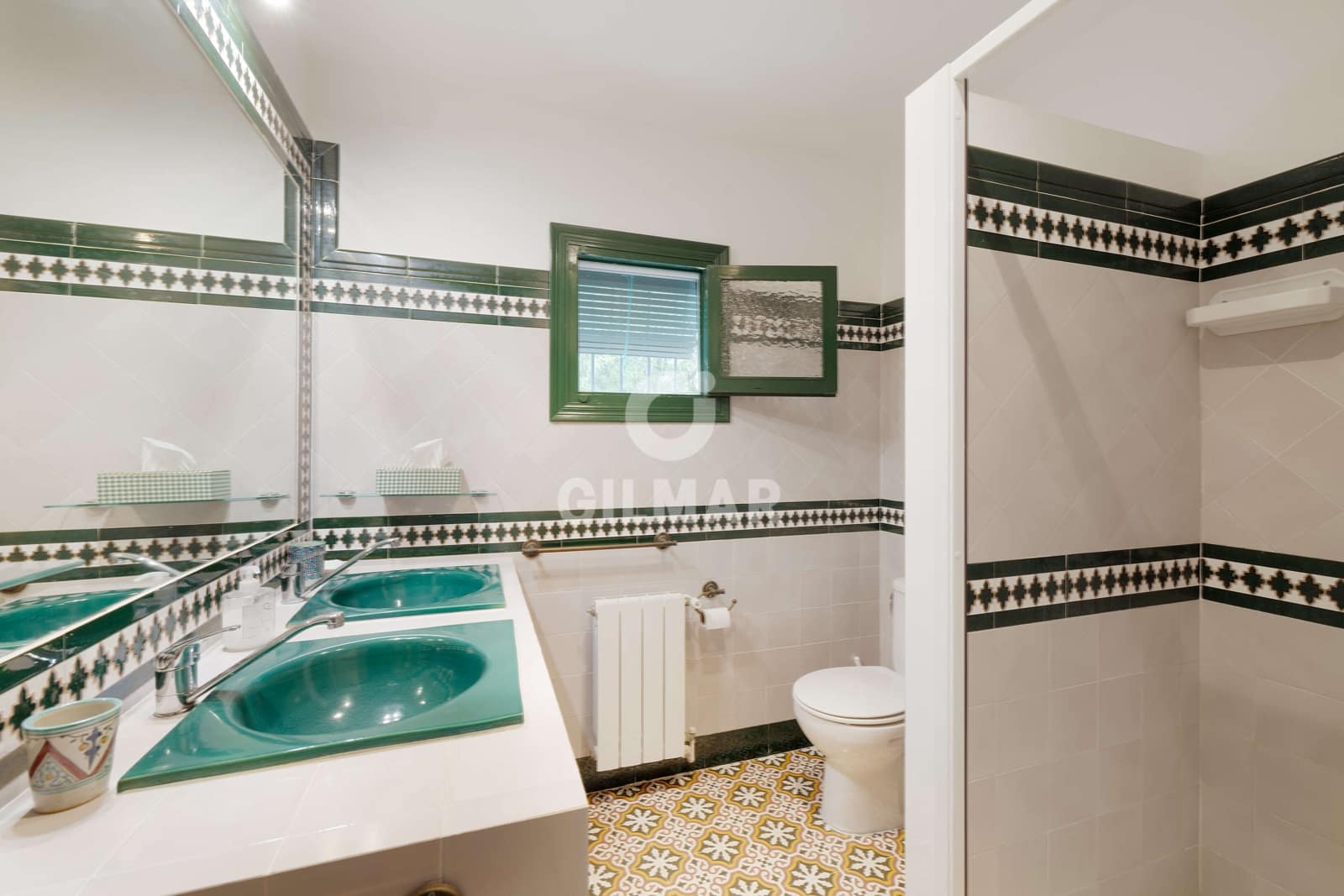 4 sovrum Villa till salu i Sanlucar la Mayor med pool garage - 659 000 € (Ref: 9207580)