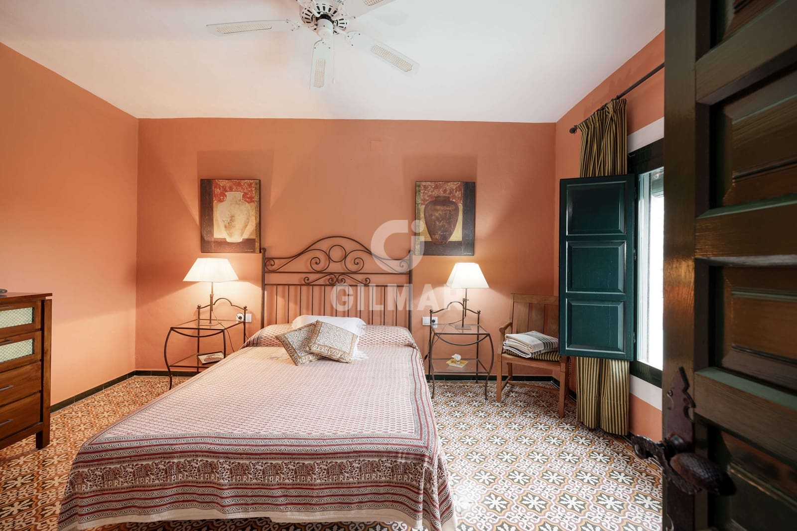 4 sovrum Villa till salu i Sanlucar la Mayor med pool garage - 659 000 € (Ref: 9207580)