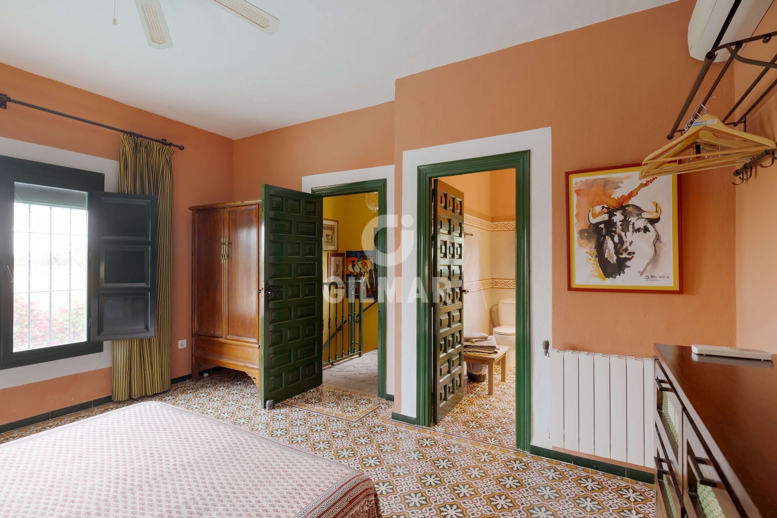 4 sovrum Villa till salu i Sanlucar la Mayor med pool garage - 659 000 € (Ref: 9207580)