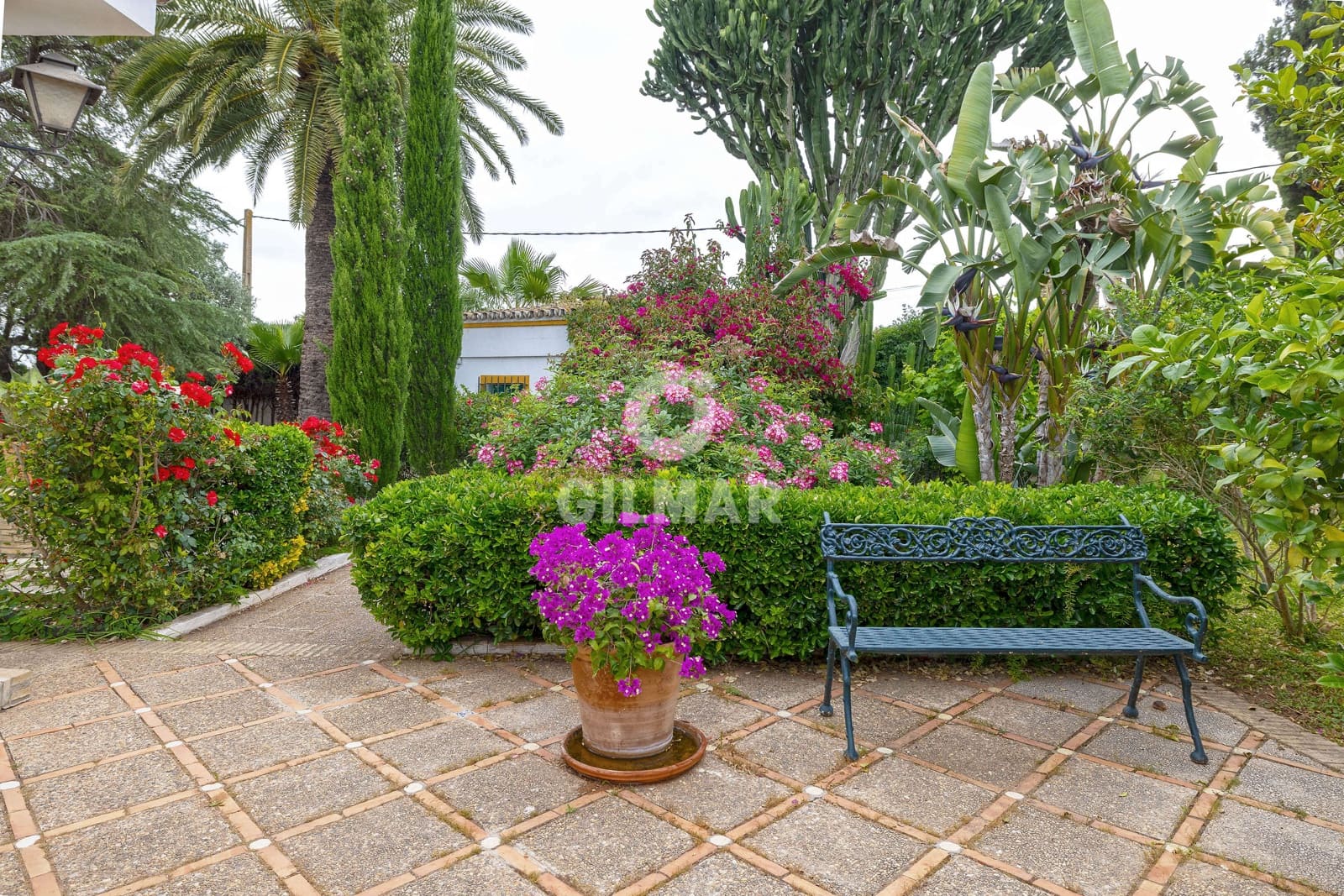 4 sovrum Villa till salu i Sanlucar la Mayor med pool garage - 659 000 € (Ref: 9207580)