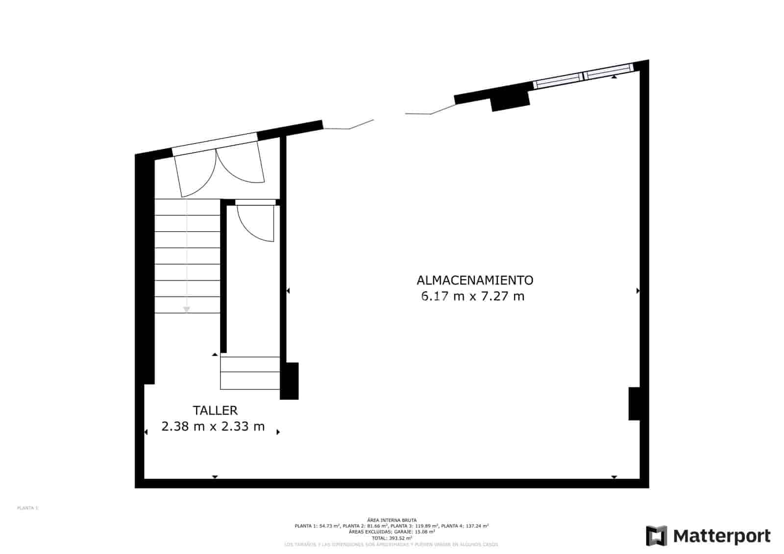 5 soveværelse Semi-Rækkehus til salg i Coria del Rio med garage - € 430.000 (Ref: 9207581)