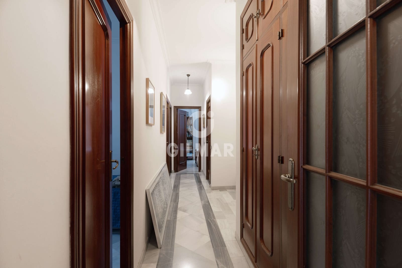 5 soveværelse Semi-Rækkehus til salg i Coria del Rio med garage - € 430.000 (Ref: 9207581)