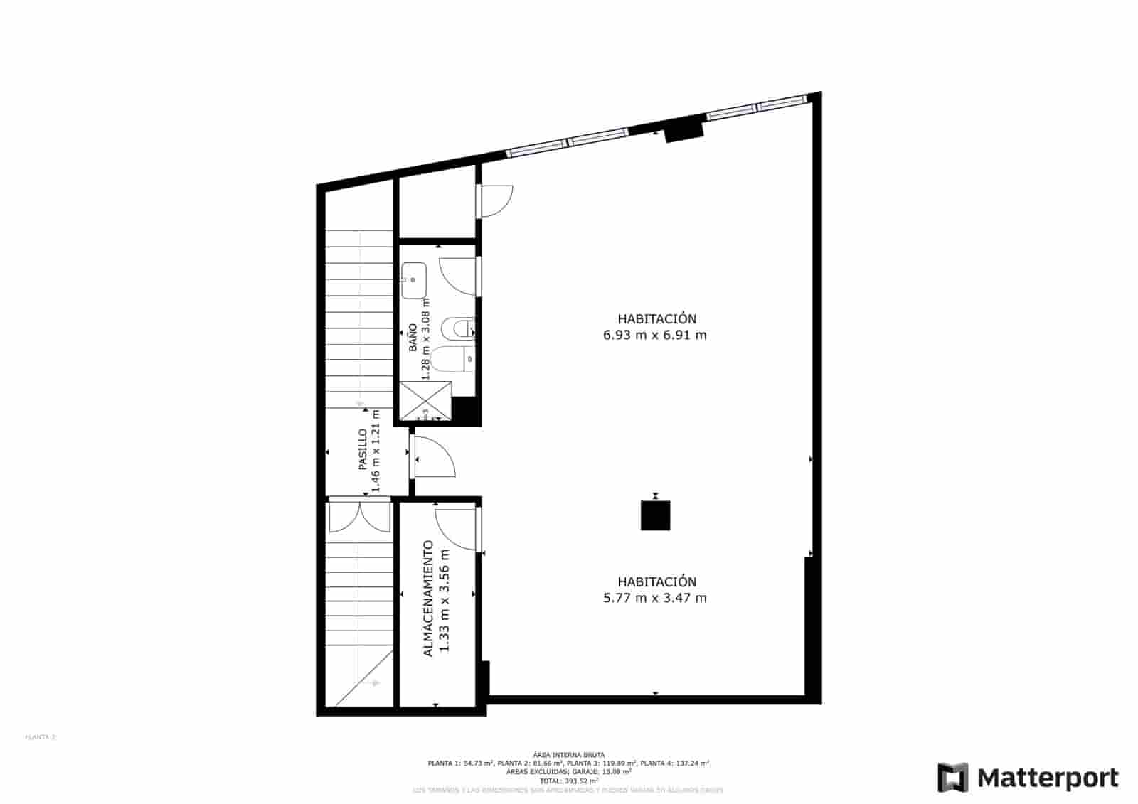 5 soveværelse Semi-Rækkehus til salg i Coria del Rio med garage - € 430.000 (Ref: 9207581)