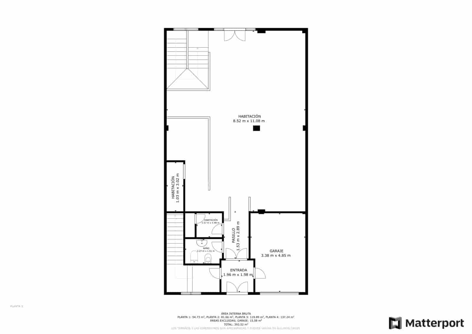 5 soveværelse Semi-Rækkehus til salg i Coria del Rio med garage - € 430.000 (Ref: 9207581)