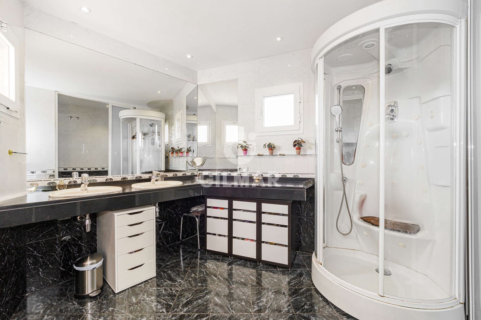 7 soveværelse Villa til salg i Dos Hermanas med swimmingpool garage - € 890.000 (Ref: 9207586)