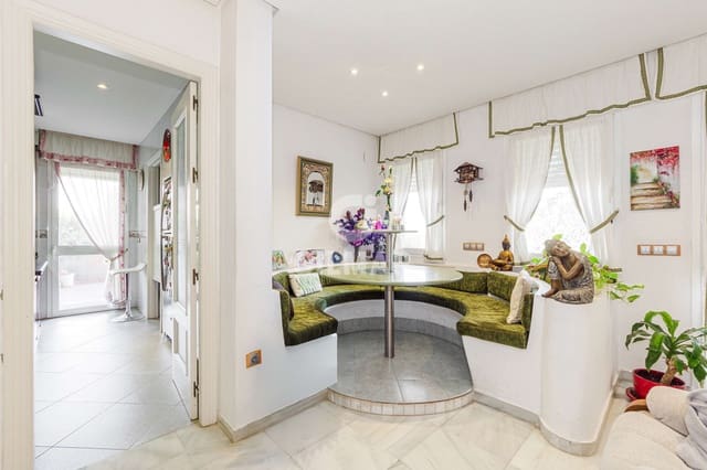 7 soveværelse Villa til salg i Dos Hermanas med swimmingpool garage - € 890.000 (Ref: 9207586)