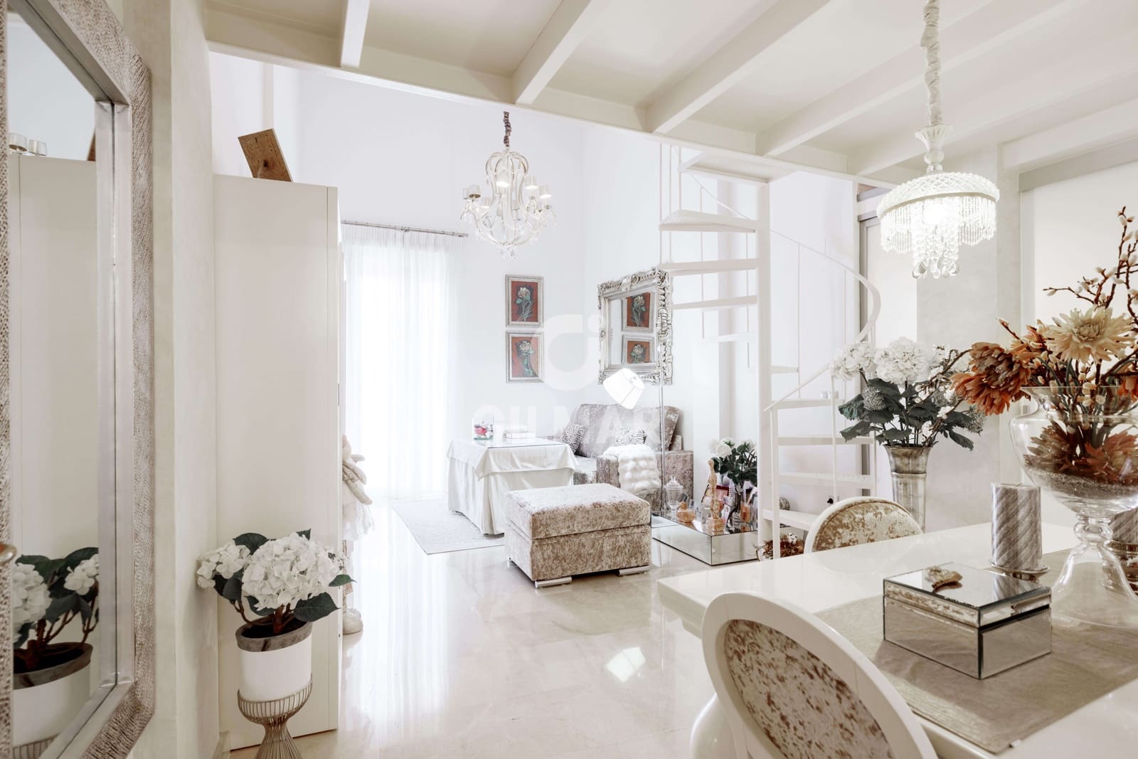 4 slaapkamer Flat te koop in Sevilla stad met garage - € 590.000 (Ref: 9207591)