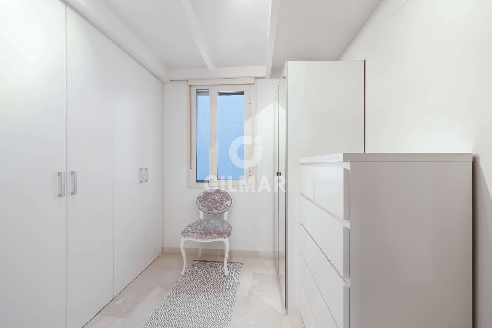 4 slaapkamer Flat te koop in Sevilla stad met garage - € 590.000 (Ref: 9207591)