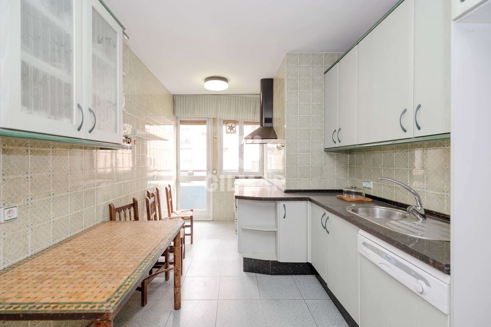 5 slaapkamer Flat te koop in Sevilla stad met garage - € 760.000 (Ref: 9207596)