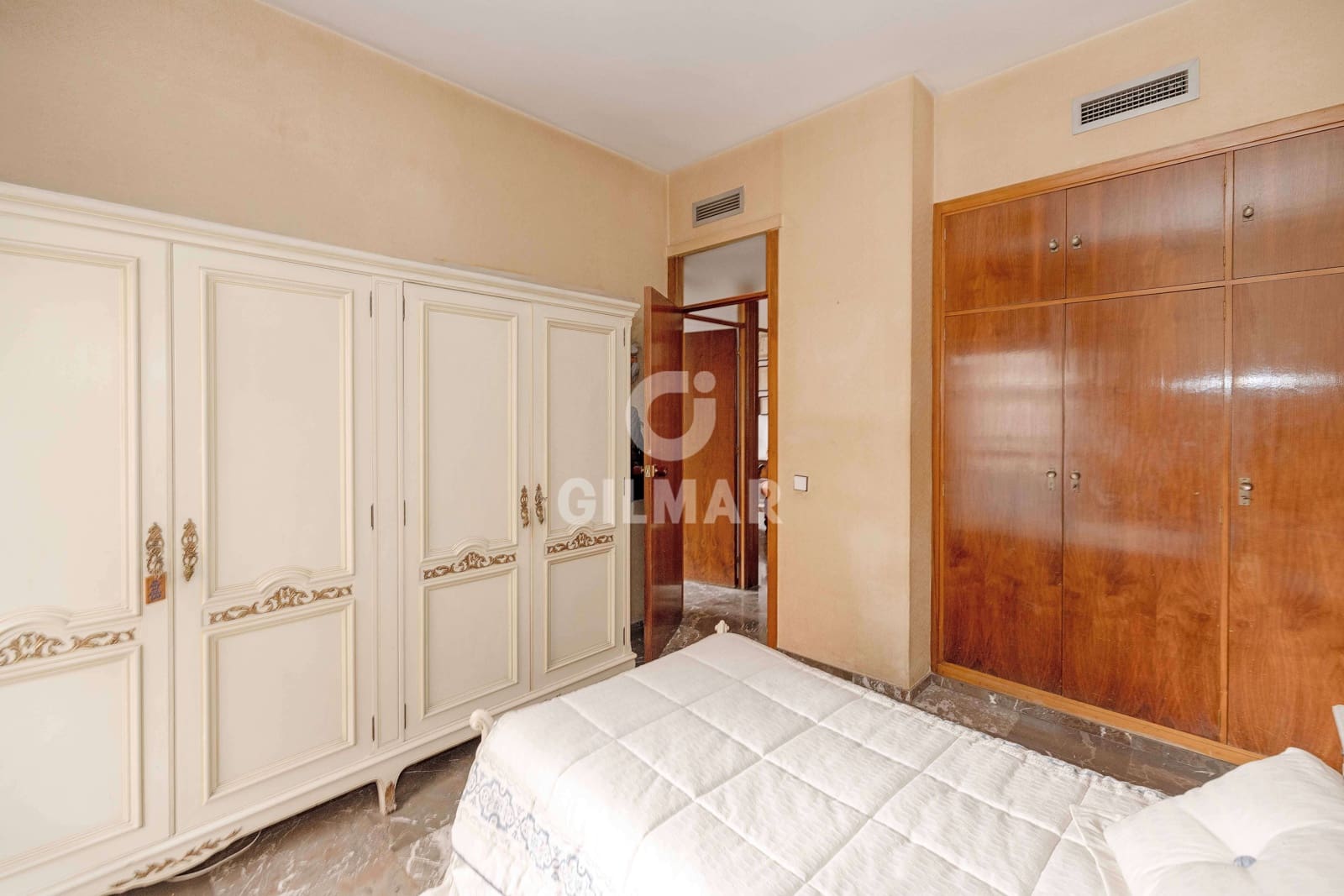 5 slaapkamer Flat te koop in Sevilla stad met garage - € 760.000 (Ref: 9207596)