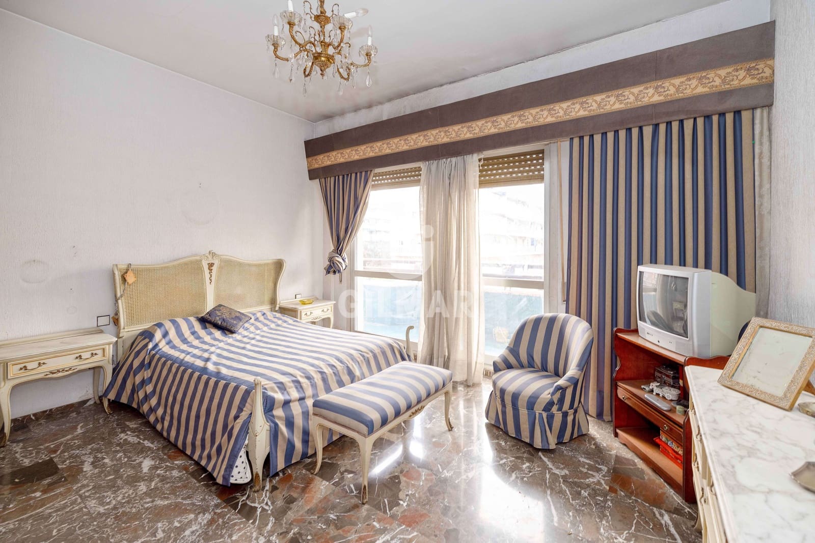 5 slaapkamer Flat te koop in Sevilla stad met garage - € 760.000 (Ref: 9207596)