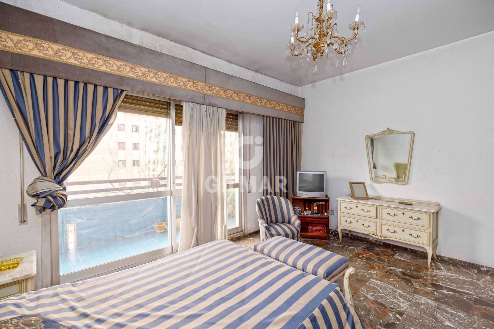 5 slaapkamer Flat te koop in Sevilla stad met garage - € 760.000 (Ref: 9207596)