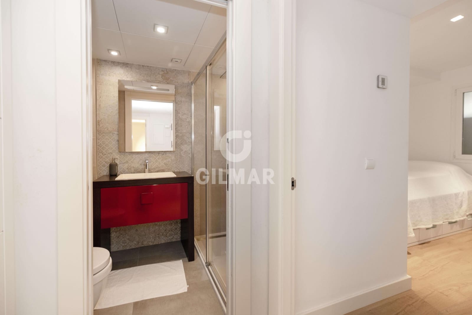 4 makuuhuone Asunto myytävänä paikassa Elviria mukana uima-altaan 
autotalli - 675 000 € (Ref: 9211582)