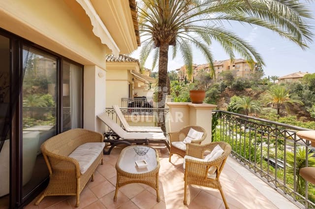 2 soverom Leilighet til salgs i Río Real, Marbella med svømmebasseng garasje - € 495 000 (Ref: 9211584)