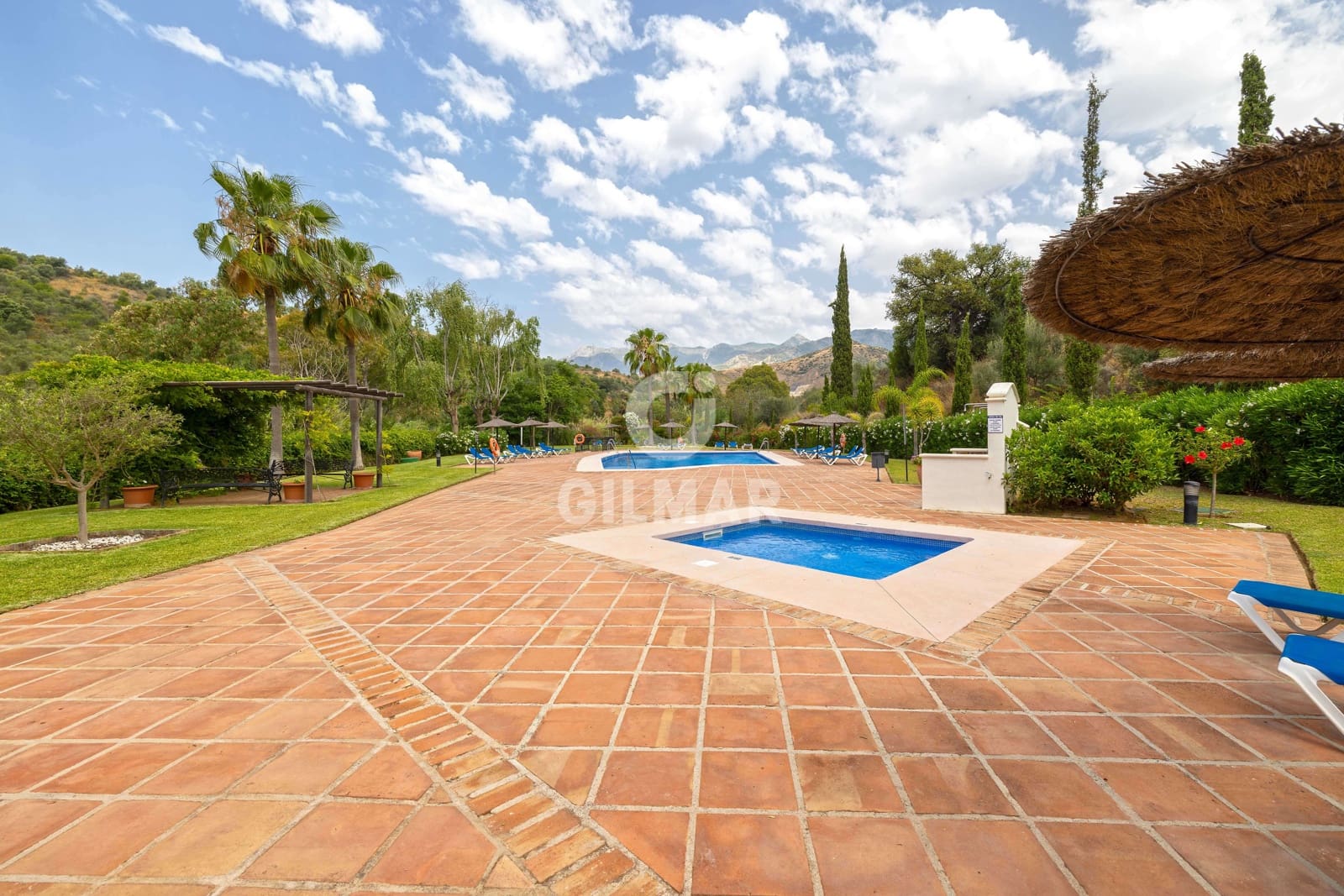 2 soveværelse Lejlighed til salg i Rio Real med swimmingpool garage - € 495.000 (Ref: 9211584)