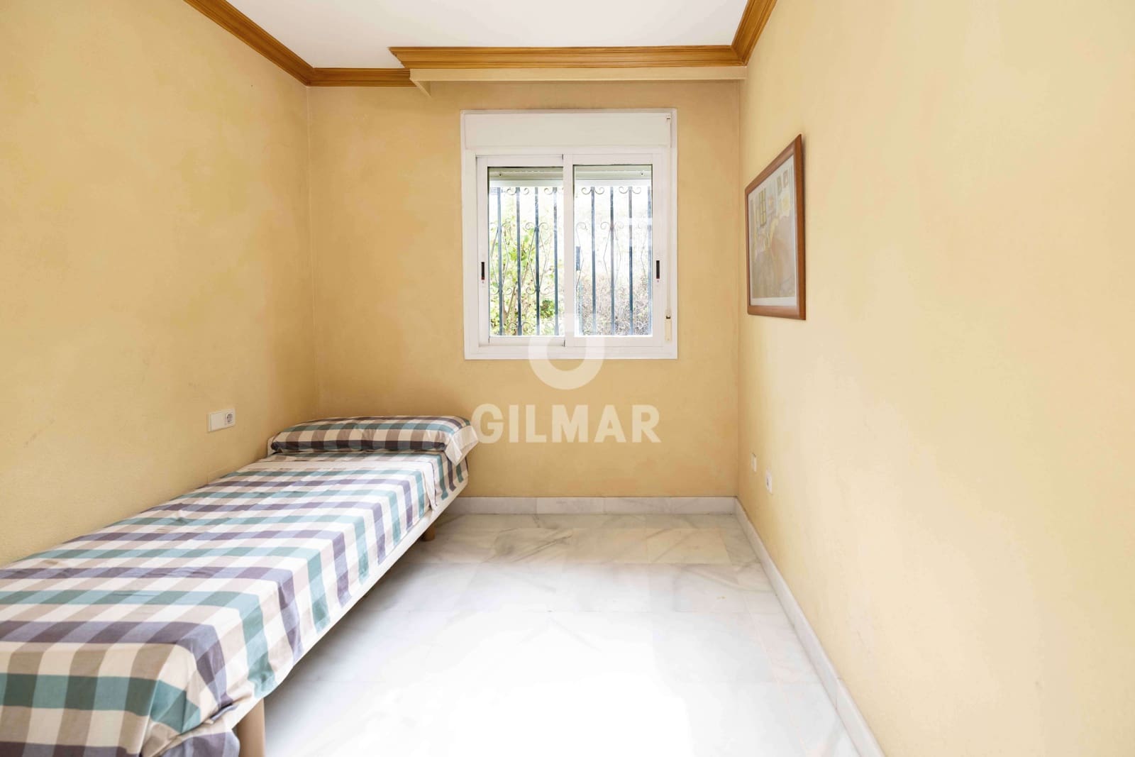 Piso de 3 habitaciones en Marbella en venta con piscina - 450.000 € (Ref: 9211585)