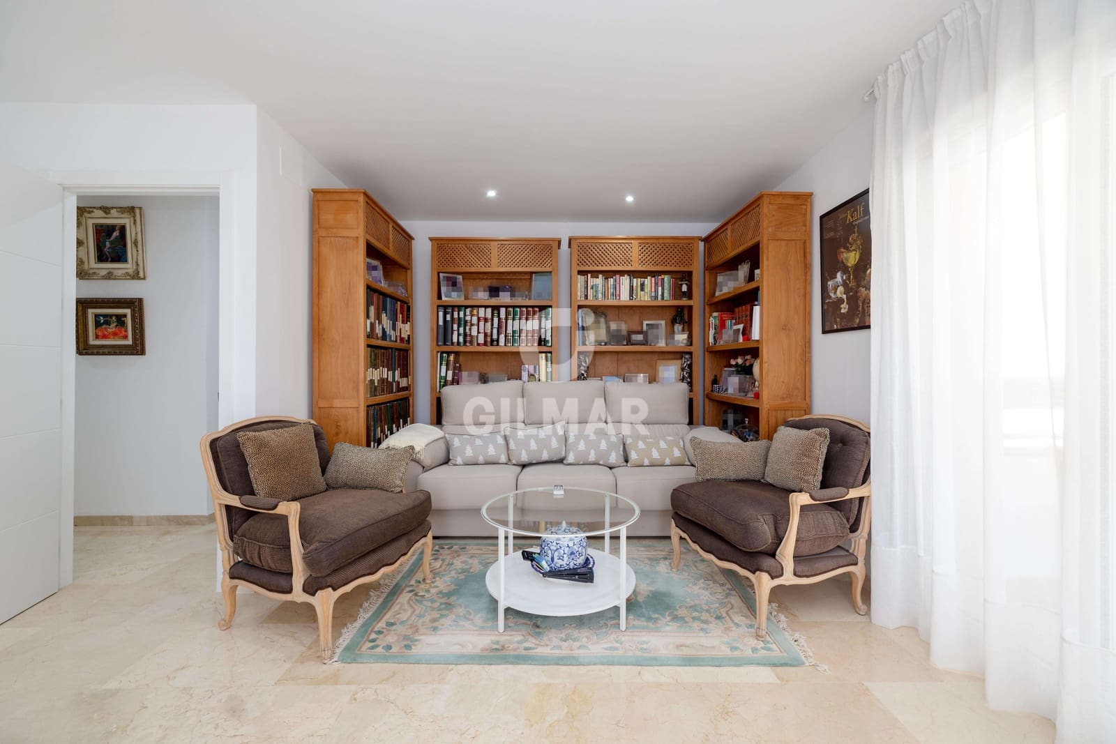 3 bedroom Flat for sale in Marbella with garage - € 875,000 (Ref: 9211586)