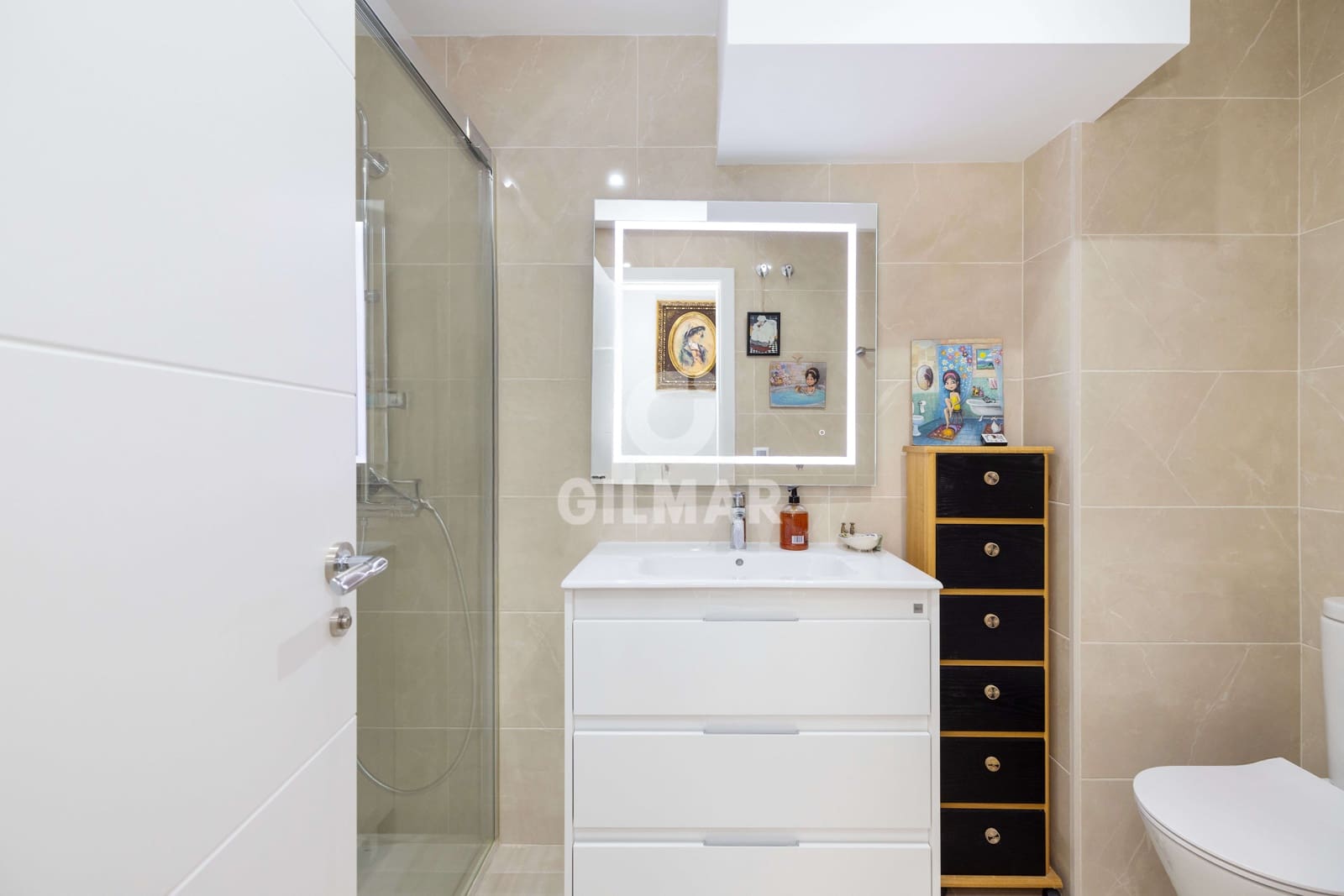 3 bedroom Flat for sale in Marbella with garage - € 875,000 (Ref: 9211586)