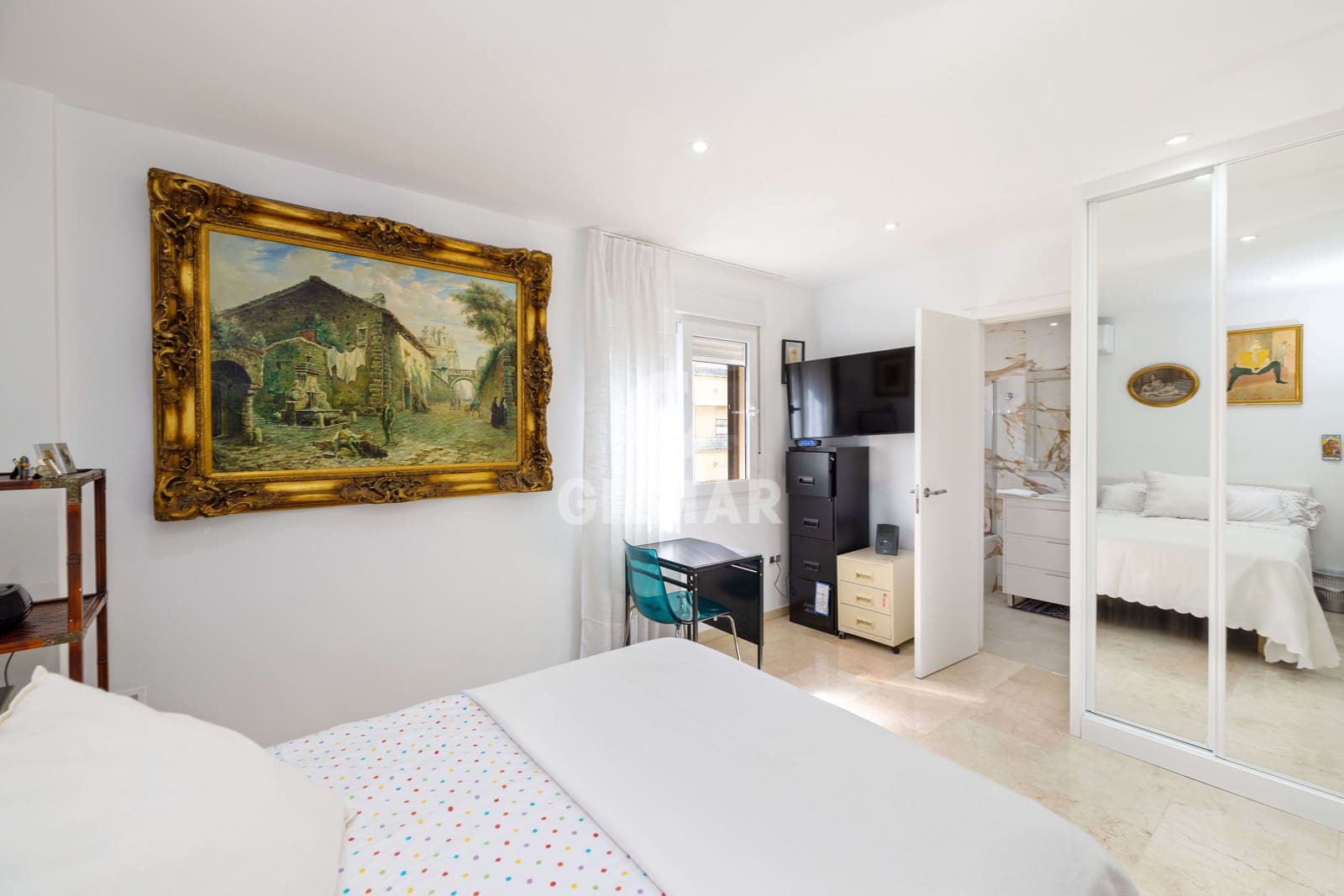 3 bedroom Flat for sale in Marbella with garage - € 875,000 (Ref: 9211586)