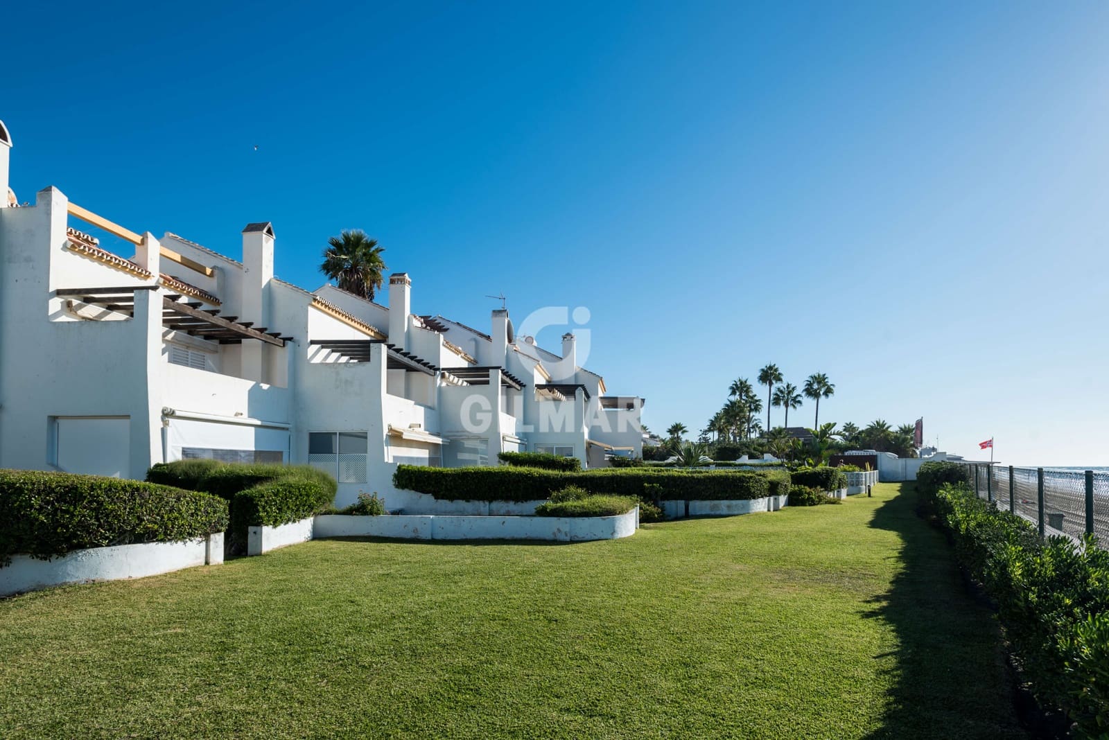 4 soverom Rekkehus til salgs i Las Chapas med svømmebasseng garasje - € 875 000 (Ref: 9211588)