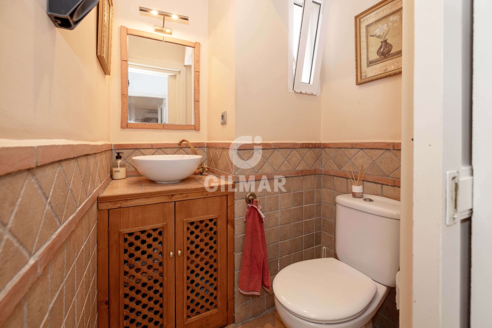 4 soverom Rekkehus til salgs i Las Chapas med svømmebasseng garasje - € 875 000 (Ref: 9211588)