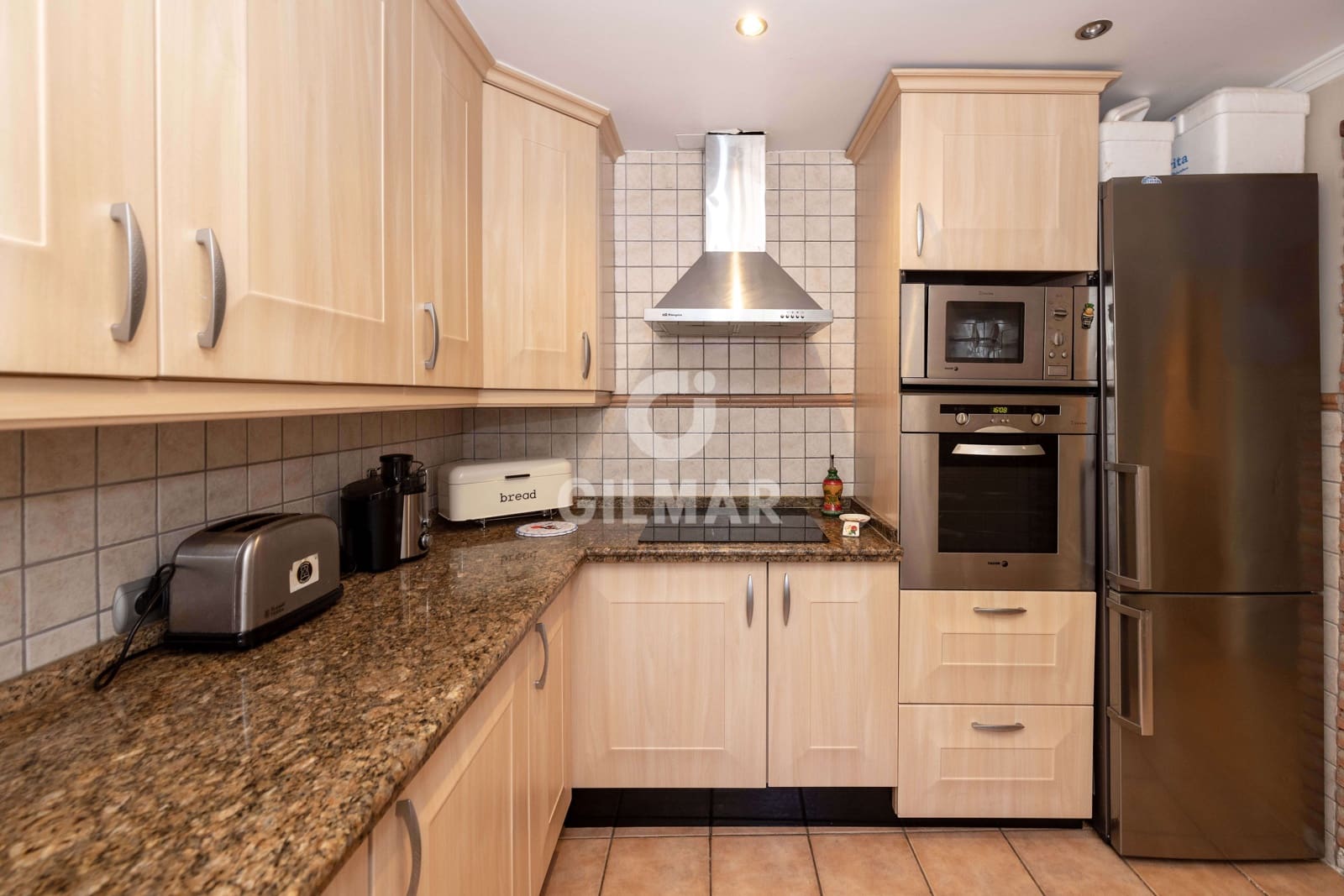 4 soverom Rekkehus til salgs i Las Chapas med svømmebasseng garasje - € 875 000 (Ref: 9211588)