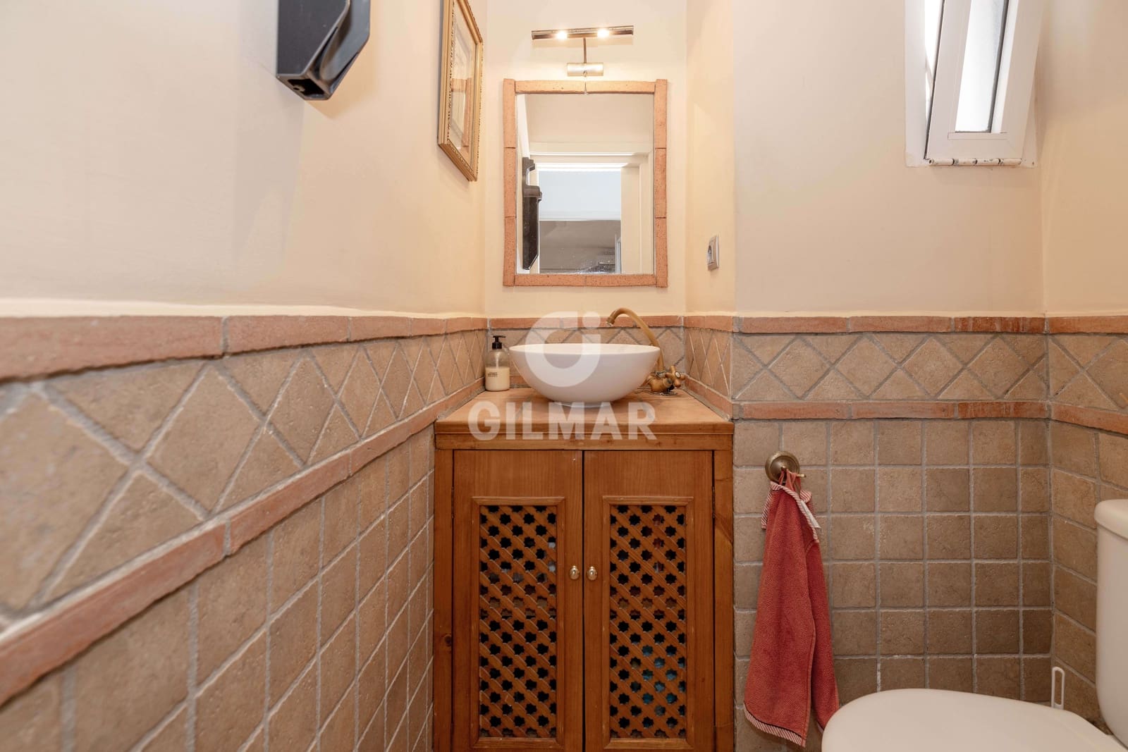 4 soverom Rekkehus til salgs i Las Chapas med svømmebasseng garasje - € 875 000 (Ref: 9211588)