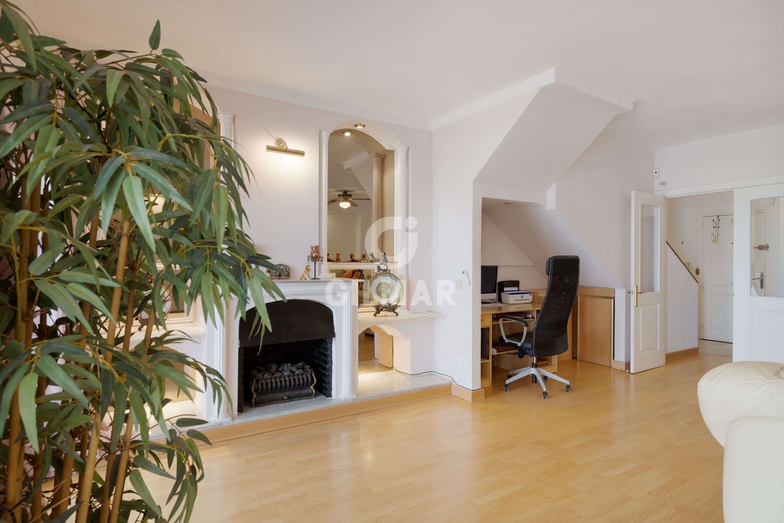 4 soverom Rekkehus til salgs i Las Chapas med svømmebasseng garasje - € 875 000 (Ref: 9211588)