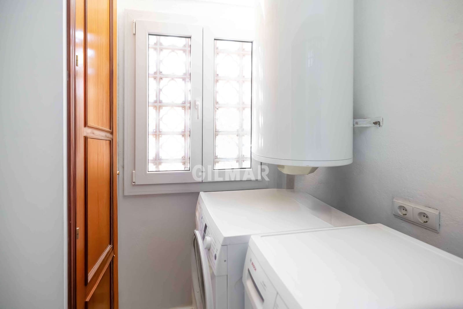 5 soveværelse Lejlighed til salg i Marbella med swimmingpool garage - € 1.050.000 (Ref: 9211591)