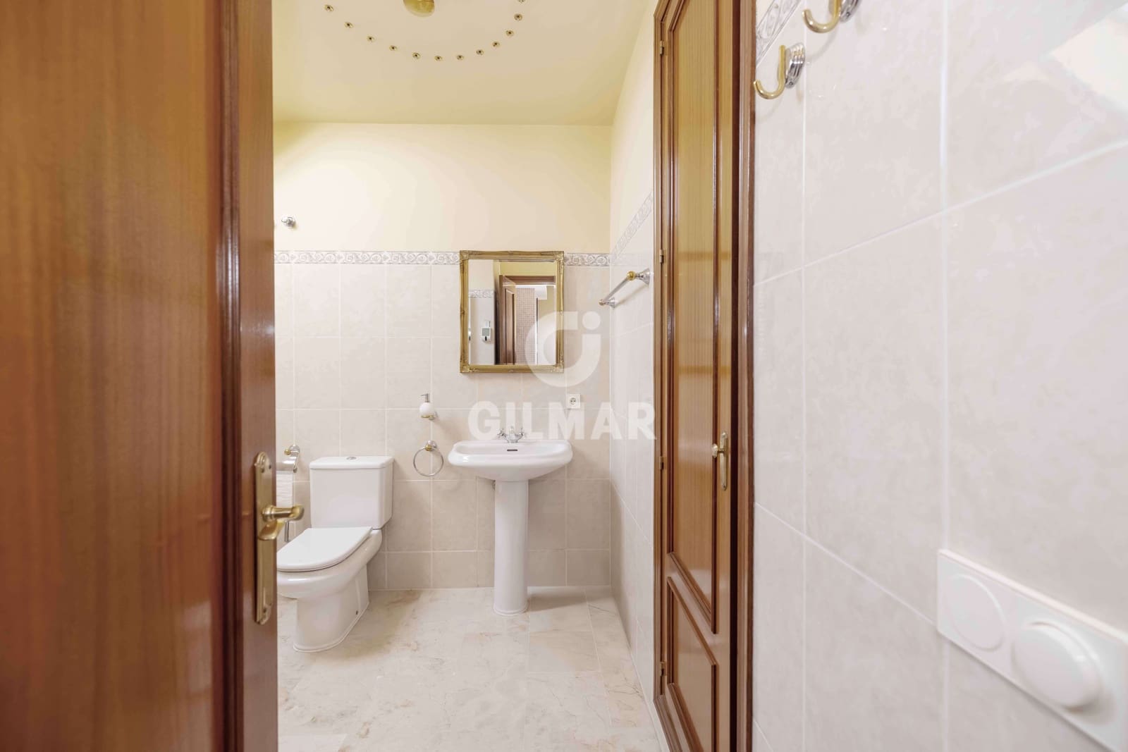 5 soveværelse Lejlighed til salg i Marbella med swimmingpool garage - € 1.050.000 (Ref: 9211591)