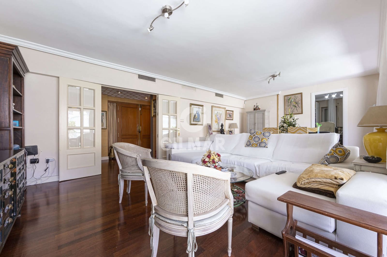 4 soveværelse Penthouse til salg i Marbella med garage - € 850.000 (Ref: 9211592)