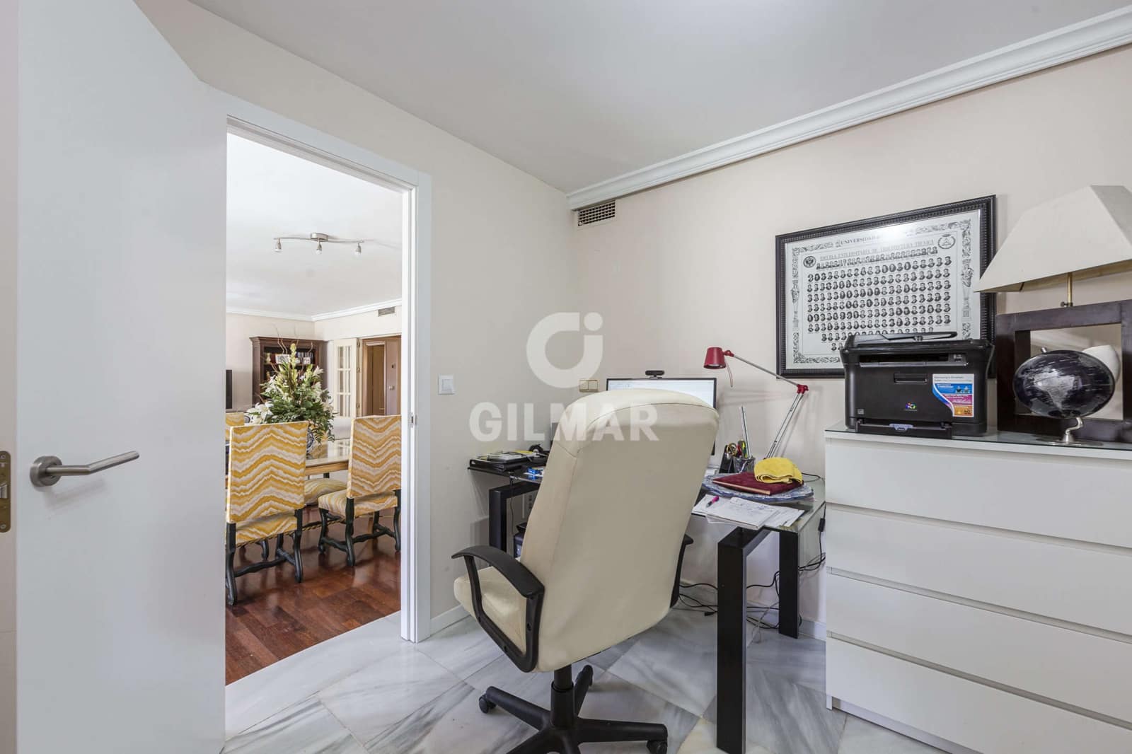 4 soveværelse Penthouse til salg i Marbella med garage - € 850.000 (Ref: 9211592)