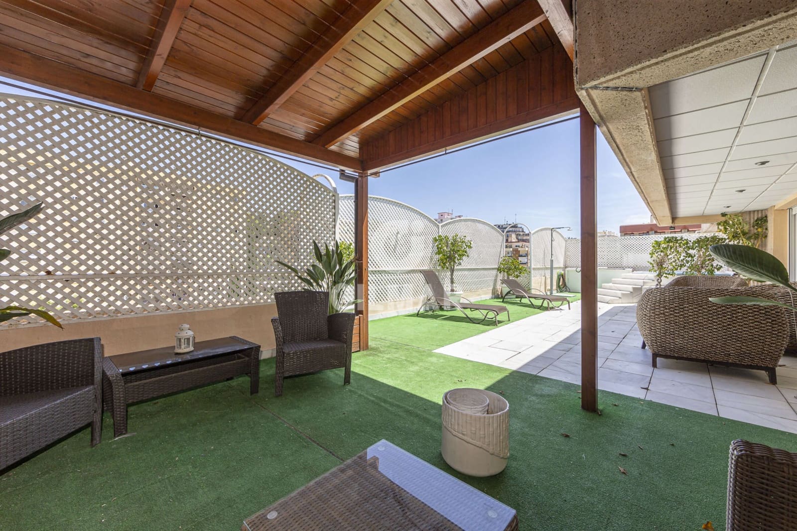 4 soveværelse Penthouse til salg i Marbella med garage - € 850.000 (Ref: 9211592)