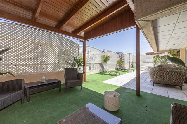 4 bedroom Penthouse for sale in Huerta Belón - Calvario, Marbella with garage - € 850,000 (Ref: 9211592)