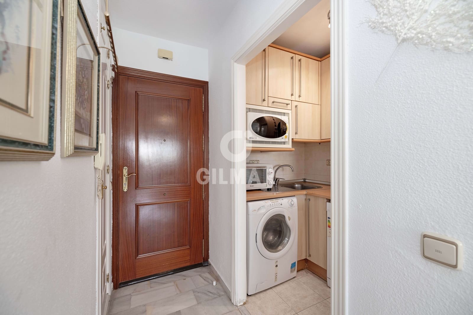 2 soveværelse Lejlighed til salg i Marbella med swimmingpool garage - € 475.000 (Ref: 9211593)