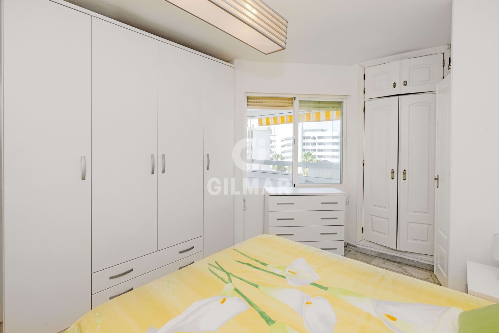 2 soveværelse Lejlighed til salg i Marbella med swimmingpool garage - € 475.000 (Ref: 9211593)