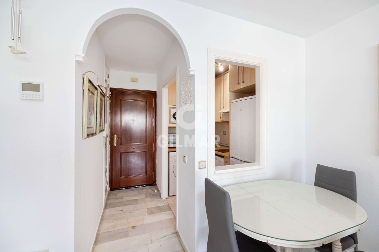 2 soveværelse Lejlighed til salg i Marbella med swimmingpool garage - € 475.000 (Ref: 9211593)