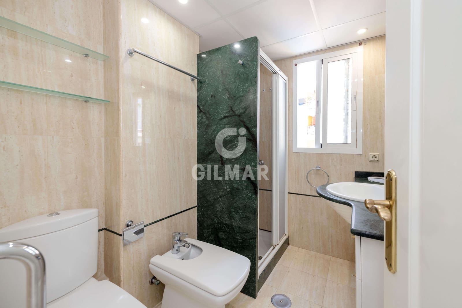 2 soveværelse Lejlighed til salg i Marbella med swimmingpool garage - € 475.000 (Ref: 9211593)