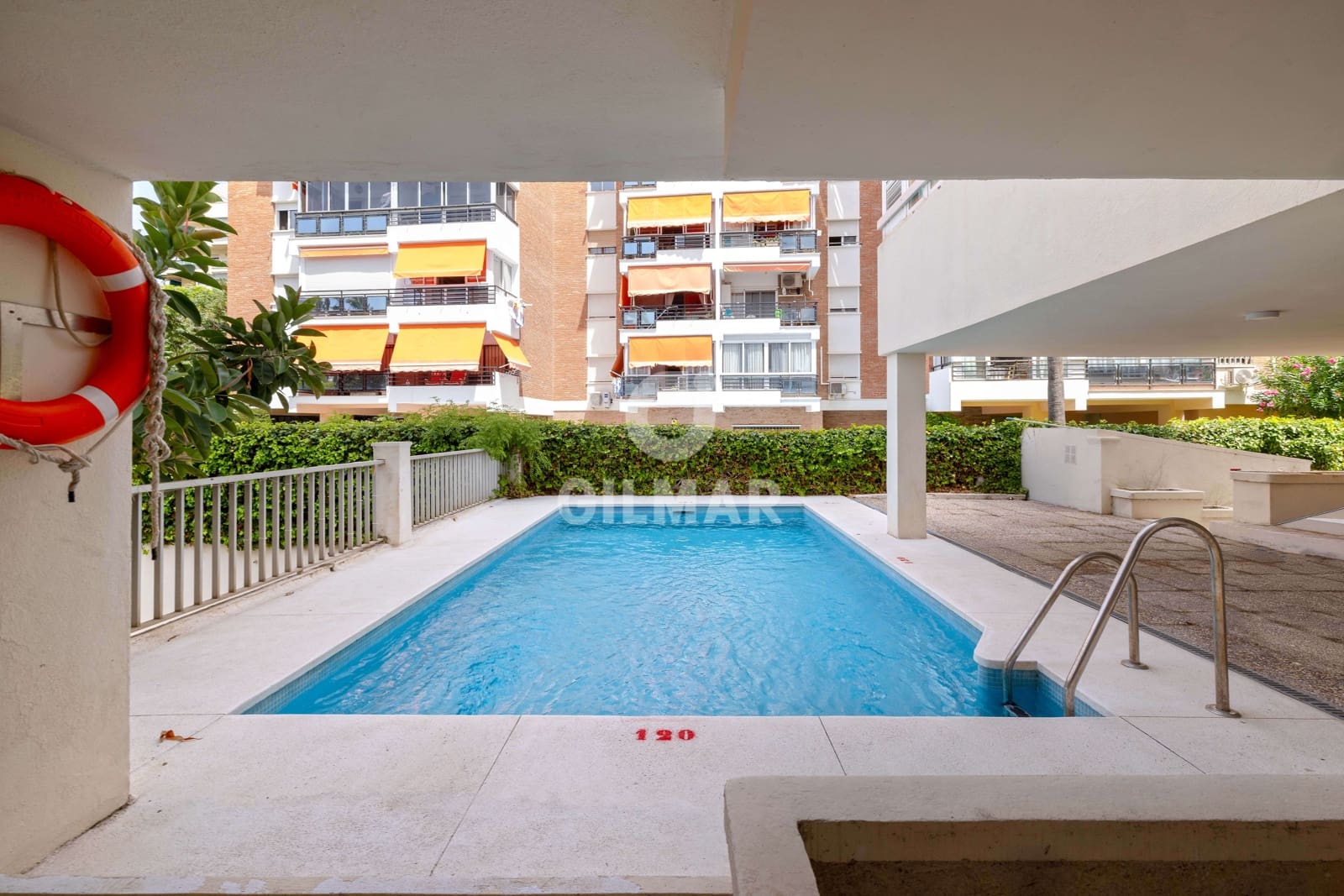 2 soveværelse Lejlighed til salg i Marbella med swimmingpool garage - € 475.000 (Ref: 9211593)