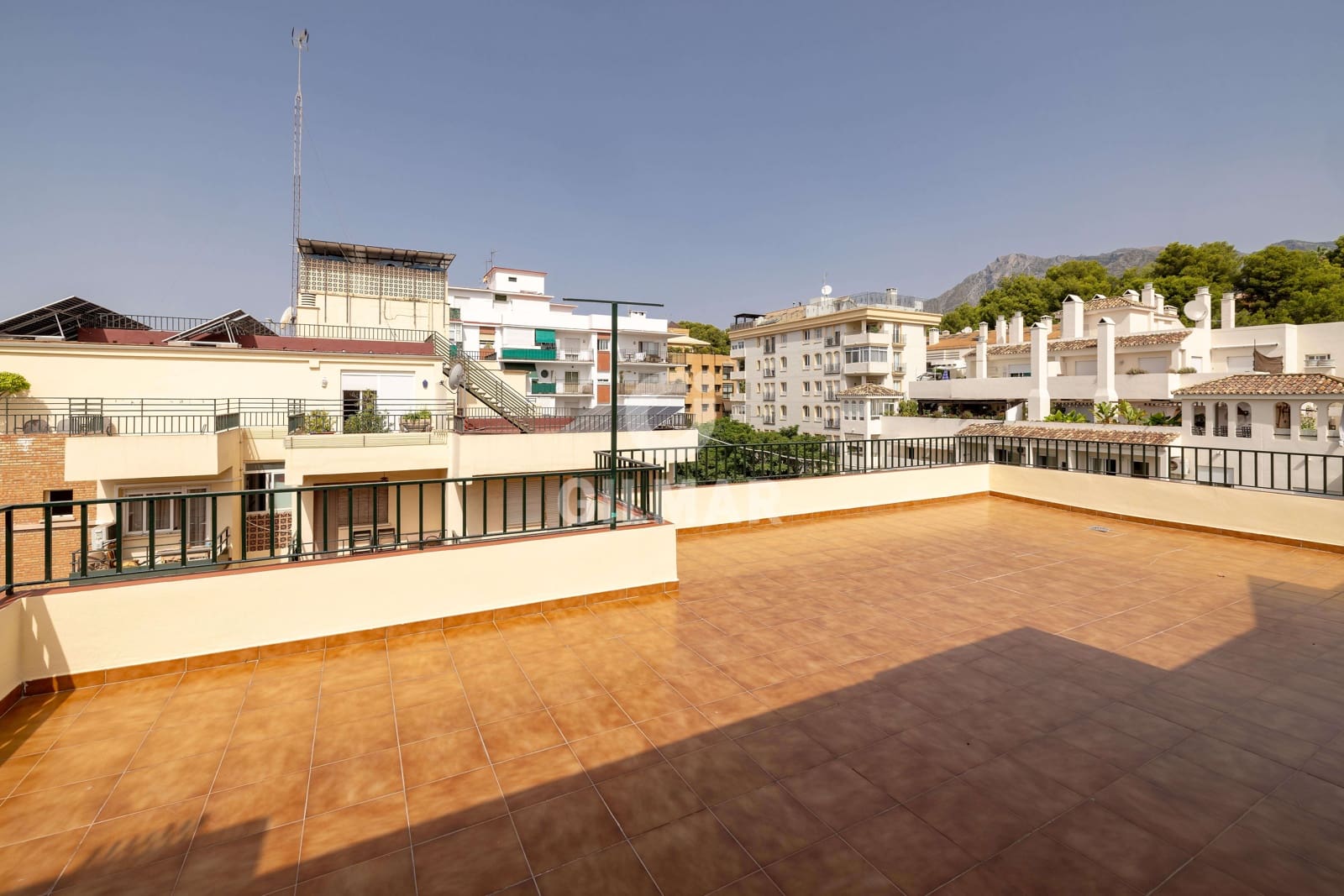 2 soverom Penthouse til salgs i Marbella - € 450 000 (Ref: 9211594)