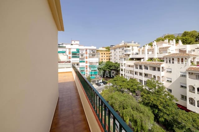 2 soverom Penthouse til salgs i Playa de Fontanilla, Marbella - € 450 000 (Ref: 9211594)