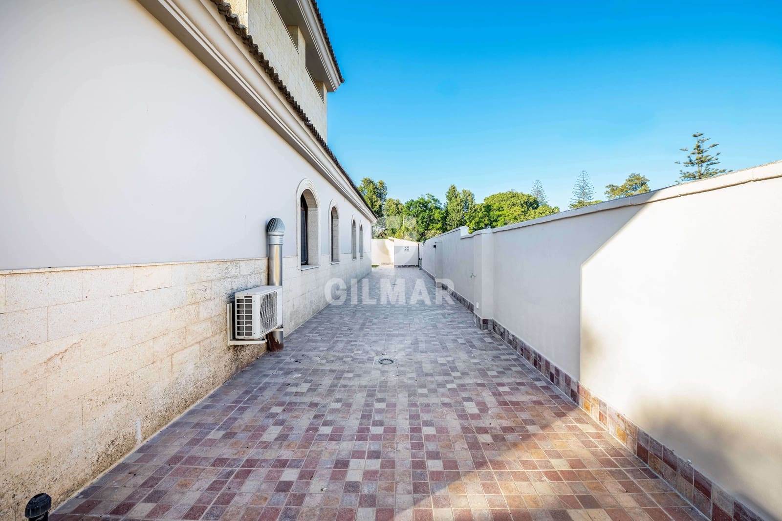 4 sypialnia Willa na sprzedaż w Jerez de la Frontera z garażem - 1 195 000 € (Ref: 9215732)