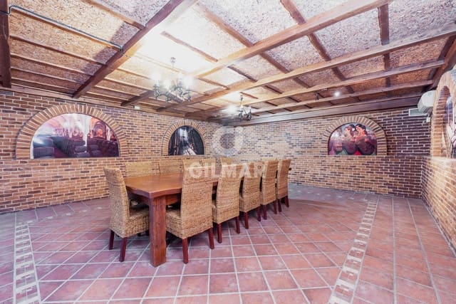 4 sypialnia Willa na sprzedaż w Jerez de la Frontera z garażem - 1 195 000 € (Ref: 9215732)