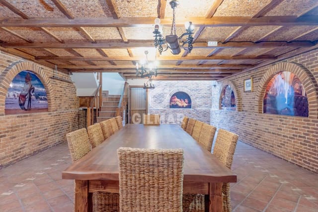 4 sypialnia Willa na sprzedaż w Jerez de la Frontera z garażem - 1 195 000 € (Ref: 9215732)