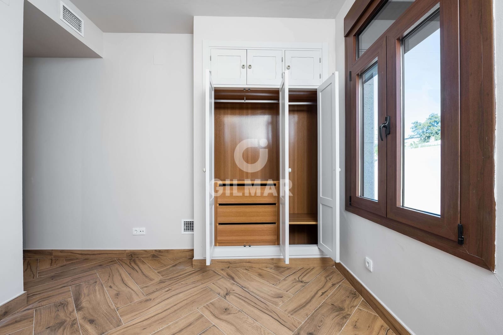 4 sypialnia Willa na sprzedaż w Jerez de la Frontera z garażem - 1 195 000 € (Ref: 9215732)