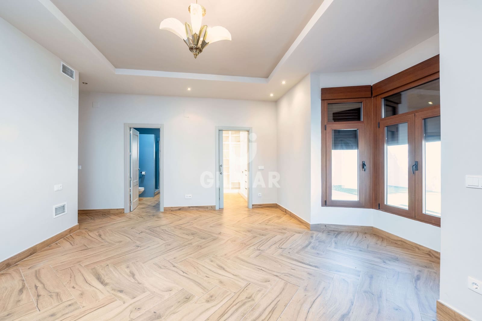 4 sypialnia Willa na sprzedaż w Jerez de la Frontera z garażem - 1 195 000 € (Ref: 9215732)