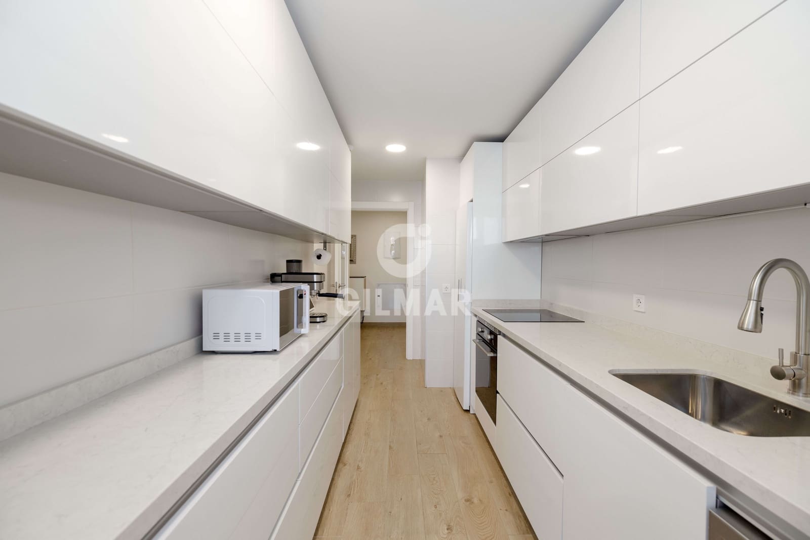 4 soveværelse Lejlighed til salg i Malaga by med swimmingpool garage - € 745.000 (Ref: 9216008)