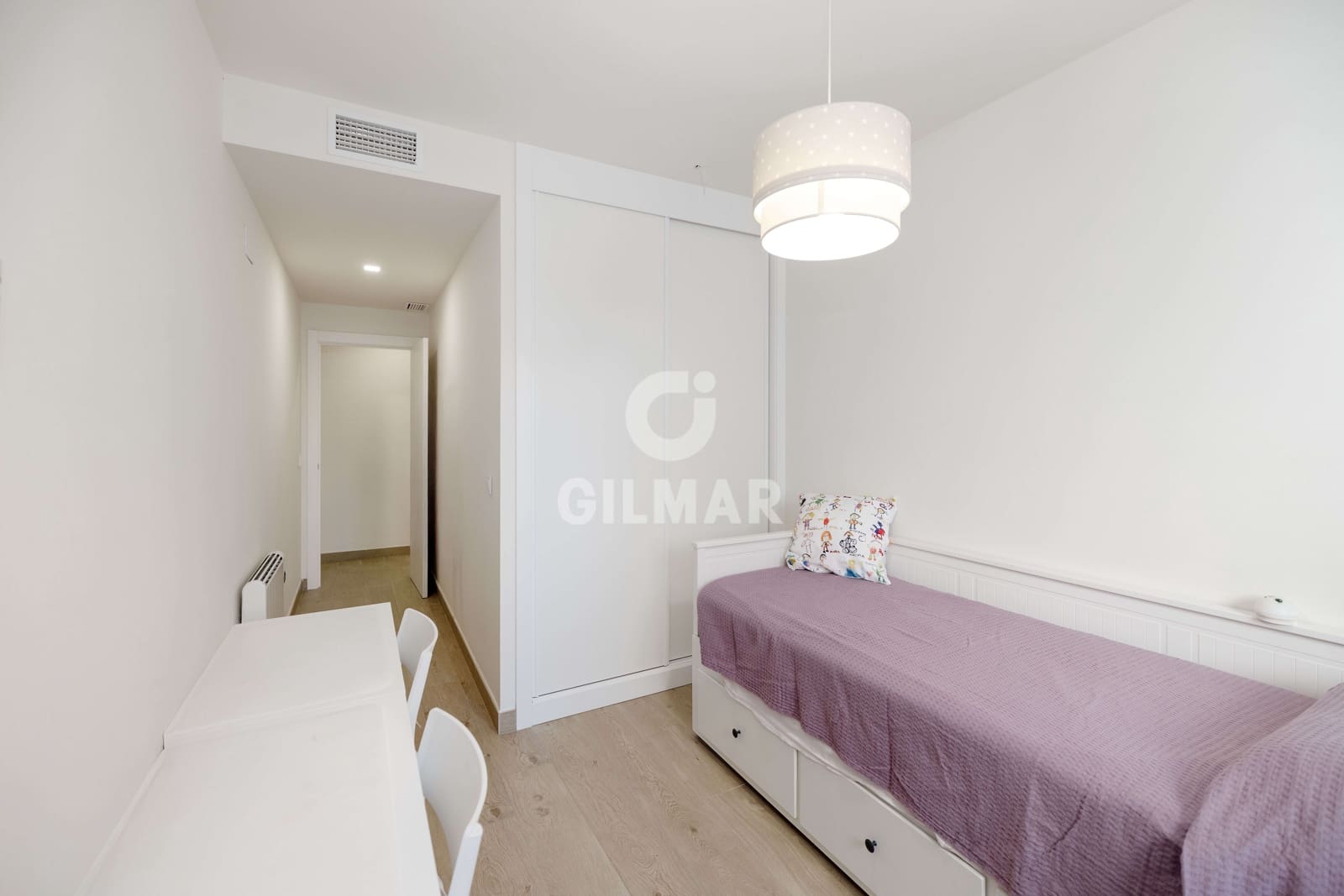 4 soveværelse Lejlighed til salg i Malaga by med swimmingpool garage - € 745.000 (Ref: 9216008)