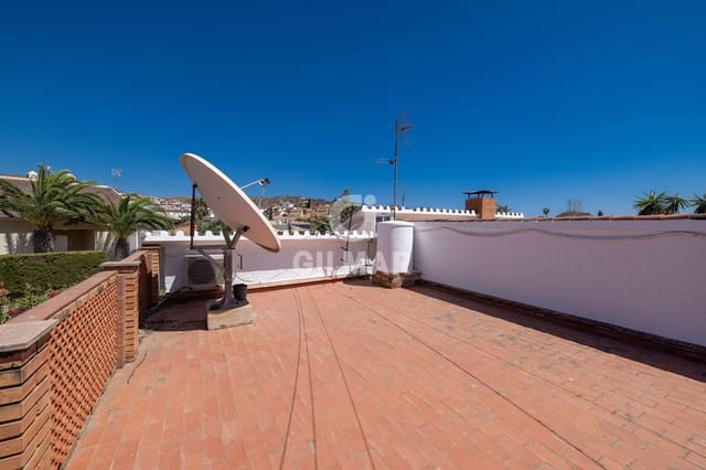 6 sypialnia Willa na sprzedaż w Puertosol, Miasto Málaga z basenem garażem - 858 000 € (Ref: 9216009)