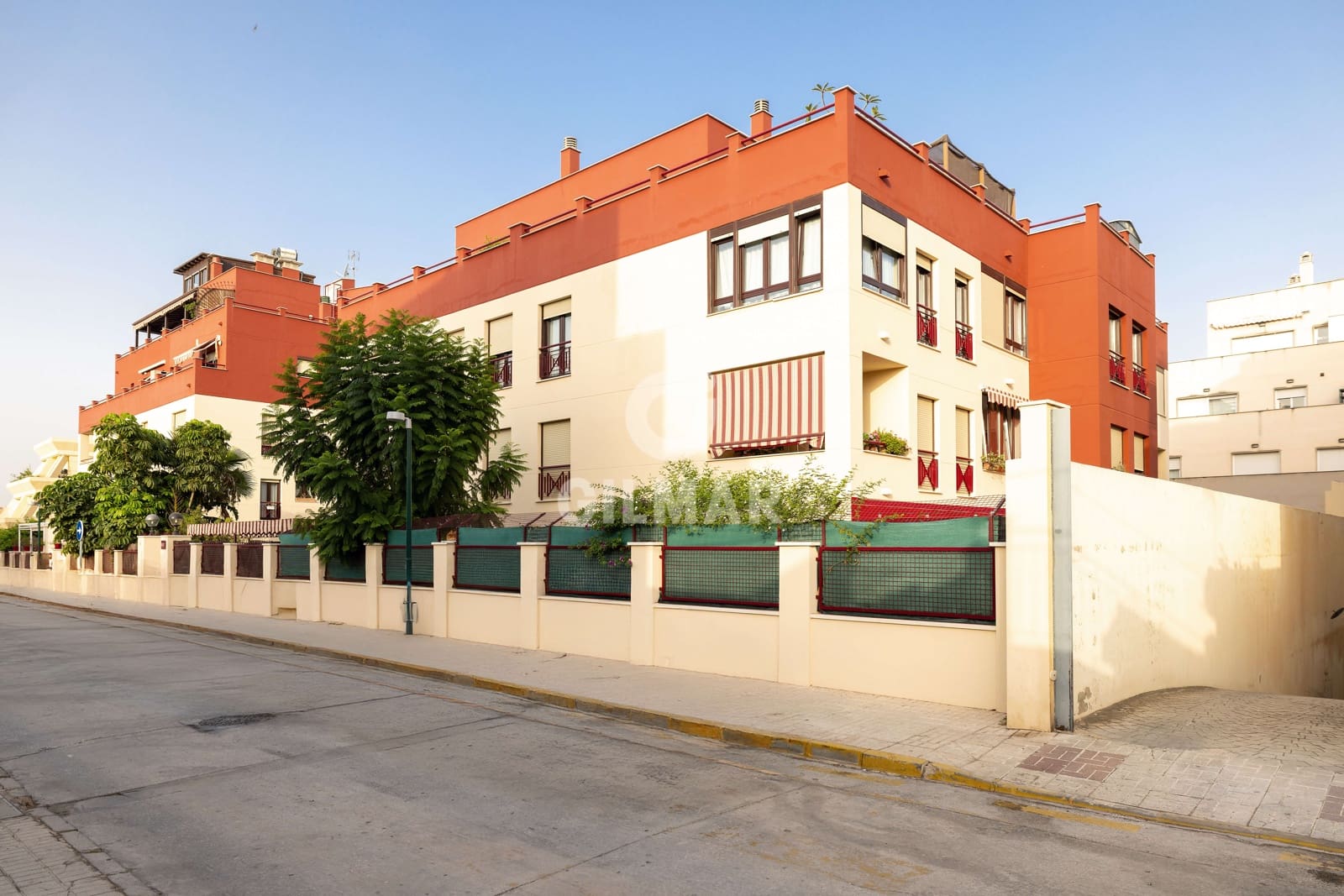 2 soveværelse Penthouse til salg i Malaga by med swimmingpool garage - € 690.000 (Ref: 9216010)